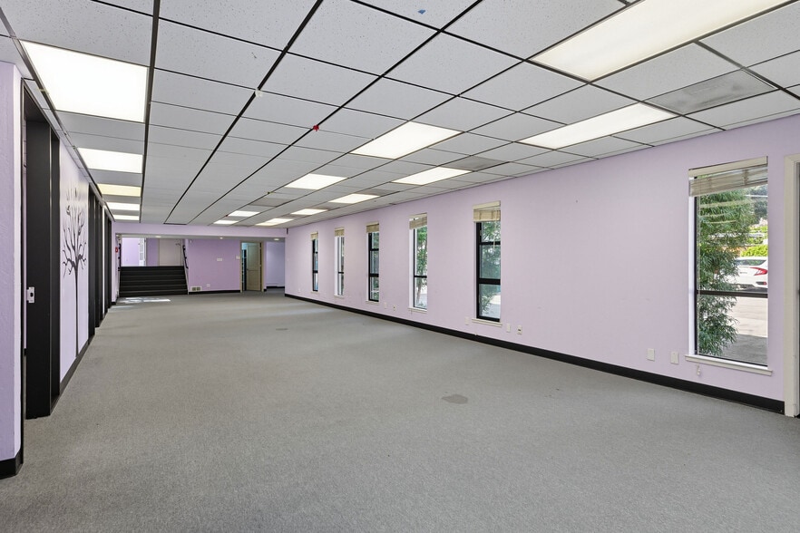 More Photos Of 1021 S El Camino Real, San Mateo Office For Sale