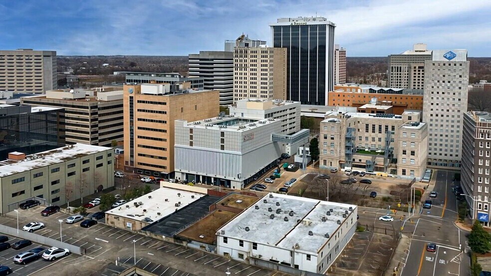 More Photos Of 277 E Pearl St, Jackson Office For Sale