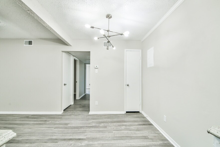 More Photos Of 5202 Bangor Ave, Lubbock Apartments For Sale