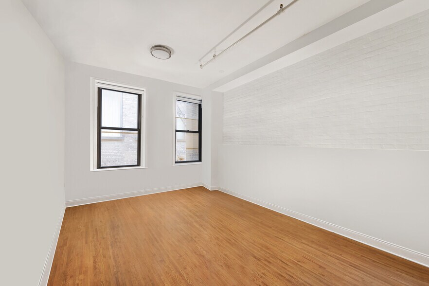 More Photos Of 15 Warren St, New York Multifamily For Sale