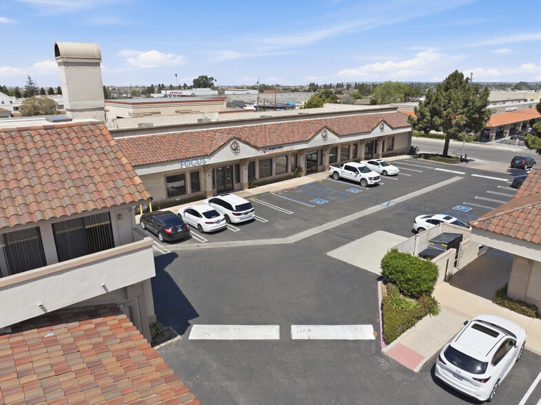 More Photos Of , Santa Maria General Retail For Sale