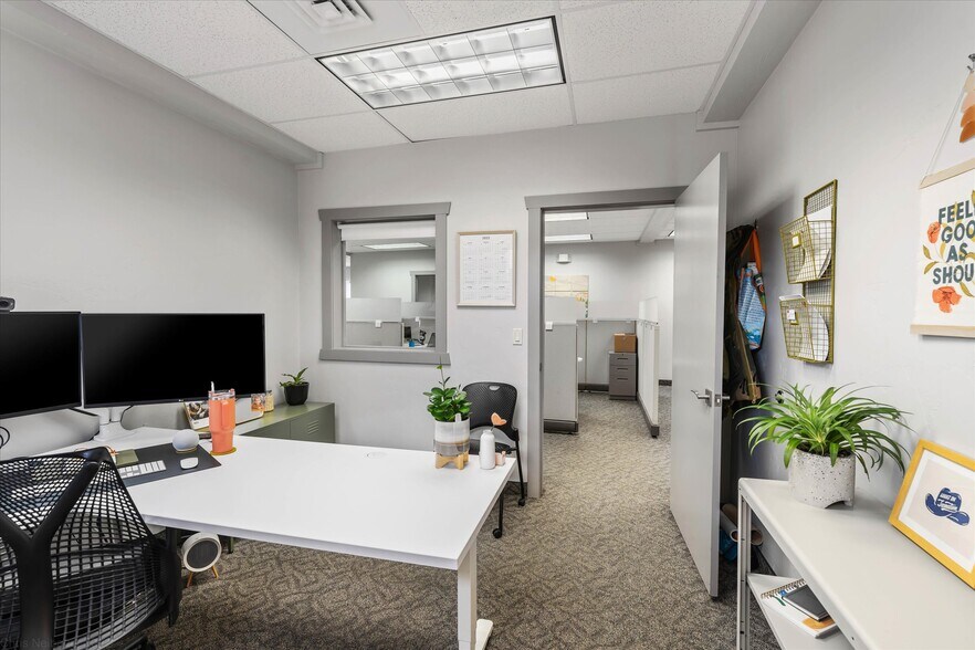 More Photos Of 702 E Idaho St, Kalispell Office For Sale