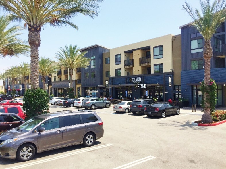 More Photos Of 9400 Corbin Ave, Northridge Apartments For Lease