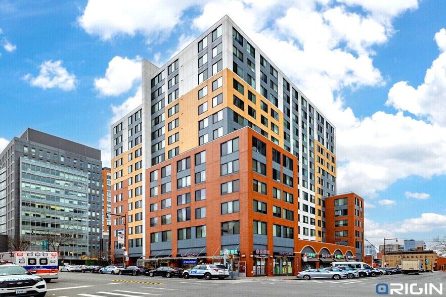 Primary Photo Of 3702 Union St, Flushing Apartments For Lease