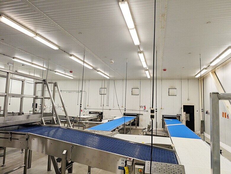 More Photos Of 31 Barnstead Rd, Pittsfield Industrial For Sale