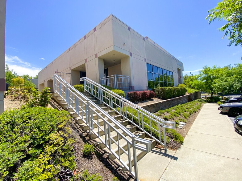 More Photos Of 2233 Douglas Blvd, Roseville Office For Sale