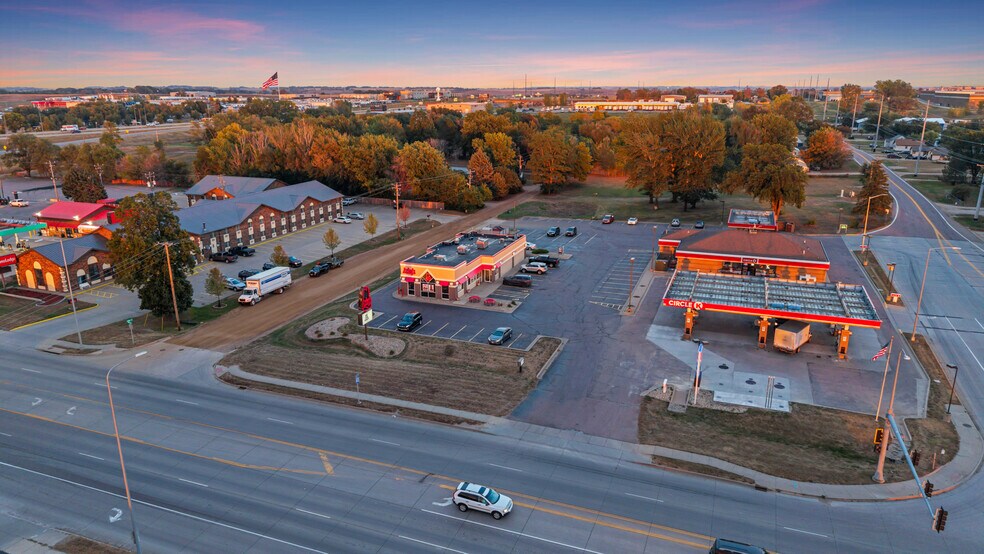 More Photos Of 5050 N Cliff Ave, Sioux Falls Fast Food For Sale