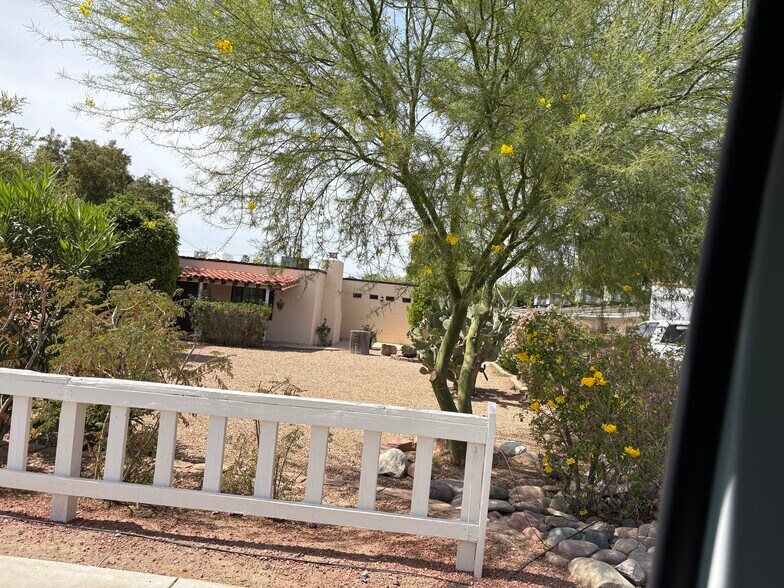 More Photos Of 2538 N 52nd St, Phoenix Multifamily For Sale