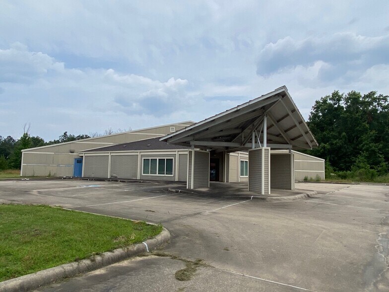 More Photos Of 1506 E Lincoln Rd, Idabel Medical For Sale