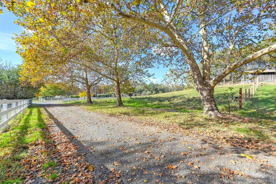 More Photos Of 1200 Gold Hill Rd, Newcastle Land For Sale