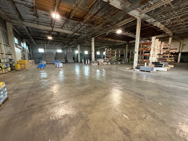 More Photos Of 1400 Waterloo Rd, Stockton Warehouse For Lease