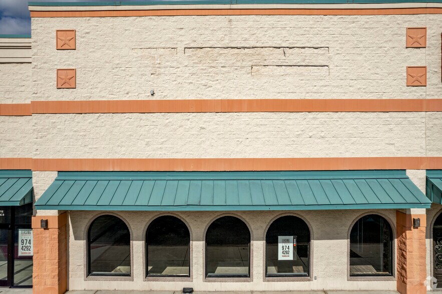More Photos Of 3000 Pablo Kisel Blvd, Brownsville Unknown For Lease