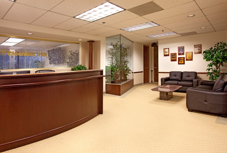 More Photos Of 9861 Broken Land Pky, Columbia Coworking Space