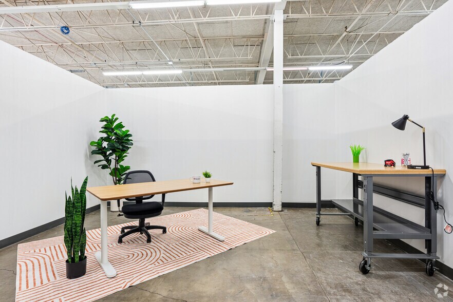 More Photos Of 1230 Macklind Ave, Saint Louis Warehouse For Lease