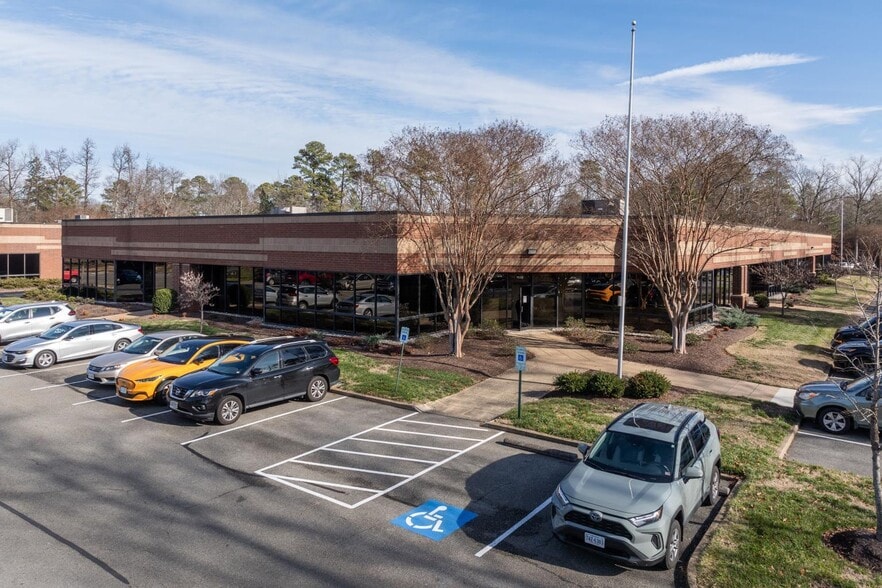 More Photos Of 1450-1470 E Parham Rd, Richmond Unknown For Lease