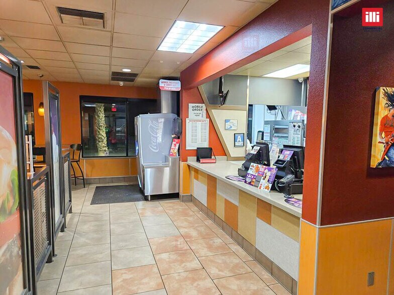 More Photos Of 205 Trask St, Bakersfield Fast Food For Lease