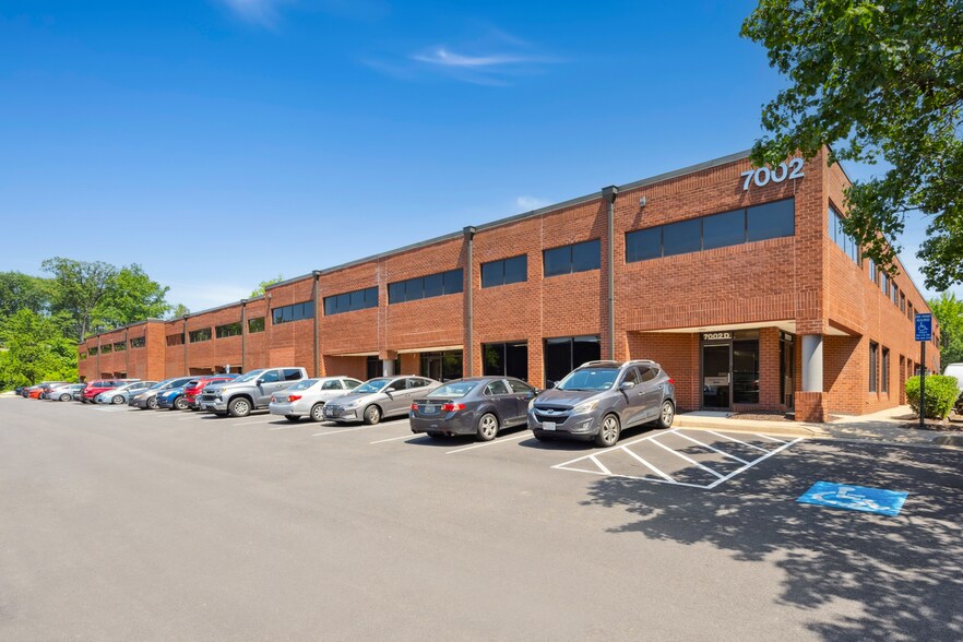 More Photos Of 7000 Newington Rd, Lorton Unknown For Lease