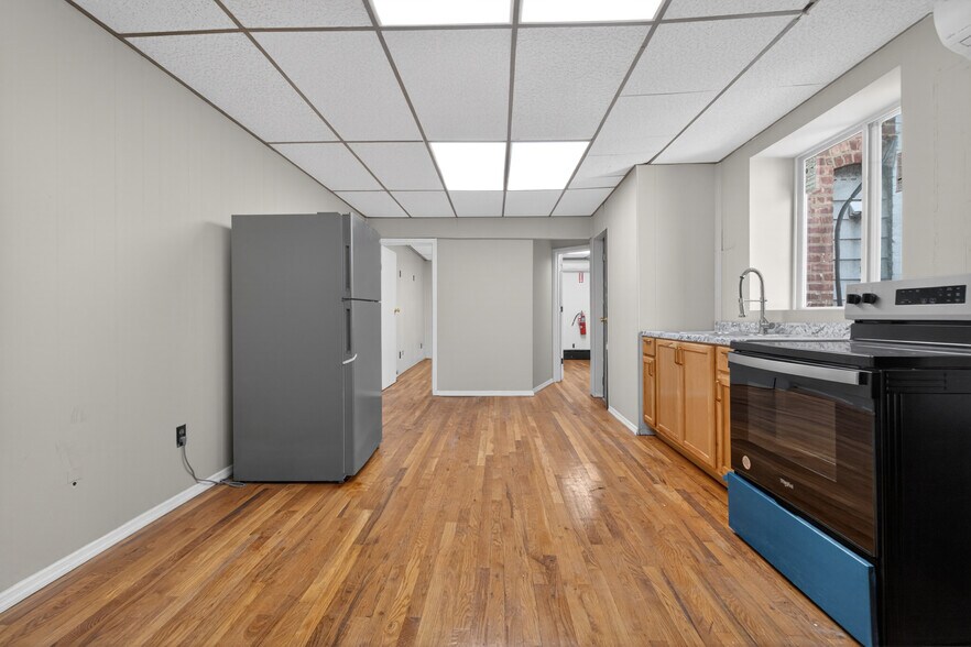 More Photos Of 1970 Flatbush Ave, Brooklyn Storefront Retail Office For Sale