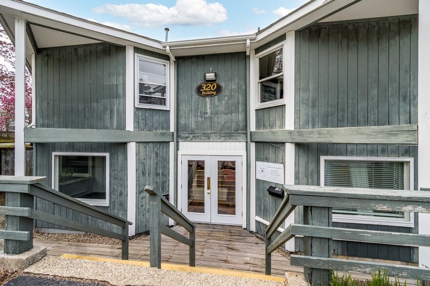 More Photos Of 320 Gifford St, Falmouth Office For Sale