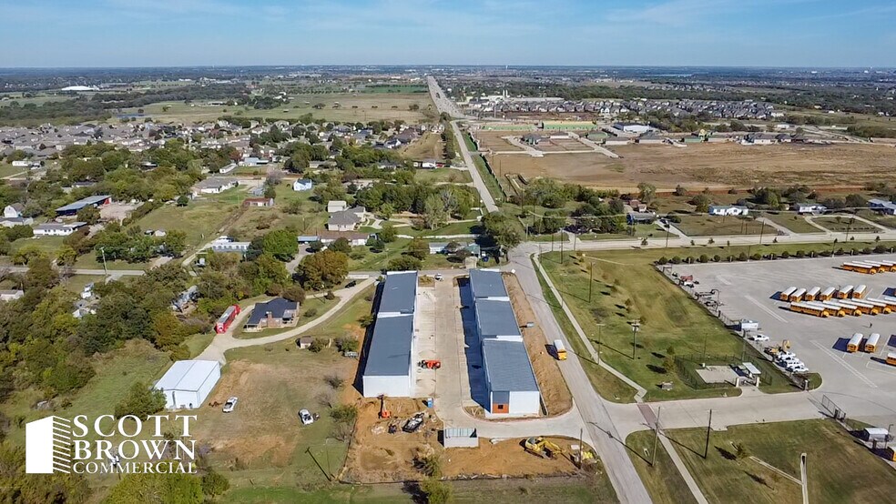 More Photos Of 1651 Hill Ln, Little Elm Unknown For Lease