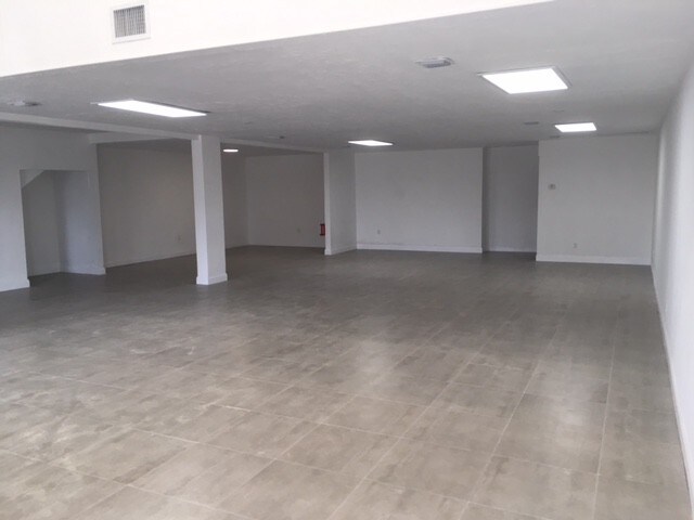 More Photos Of 13250 SW 87th Ave, Miami General Retail For Lease