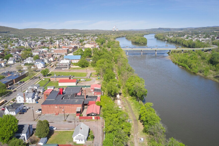 More Photos Of 328 W Front St, Berwick Restaurant For Sale