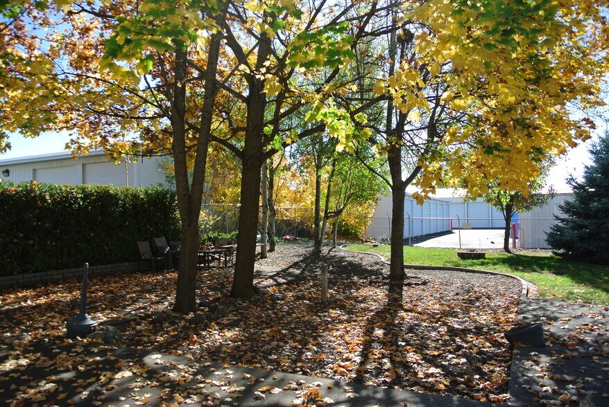 More Photos Of 9986 N Government Way, Hayden Hotel For Sale