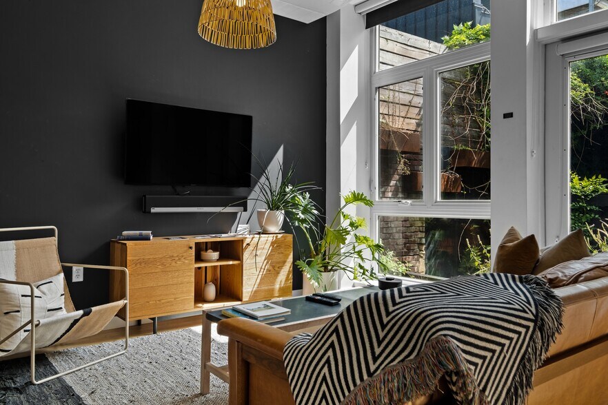 More Photos Of 1421 N Front St, Philadelphia Apartments For Sale