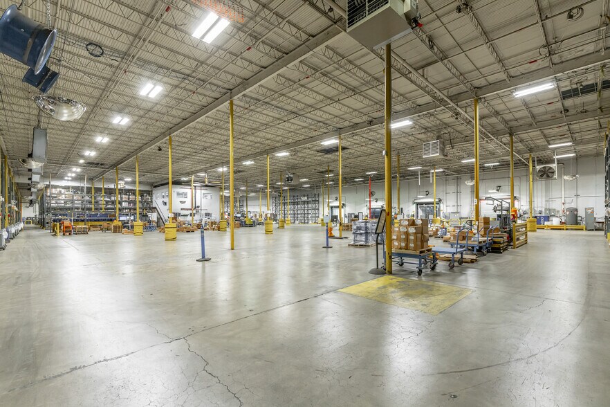 More Photos Of 1750 Hardeman Ln NE, Cleveland Warehouse For Lease