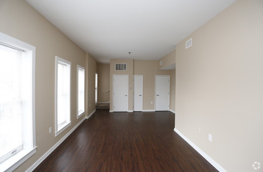 More Photos Of 550 Fletcher Ave, Indianapolis Apartments For Sale