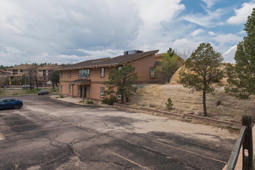 More Photos Of 2850 W Serendipity Cir, Colorado Springs Medical For Sale