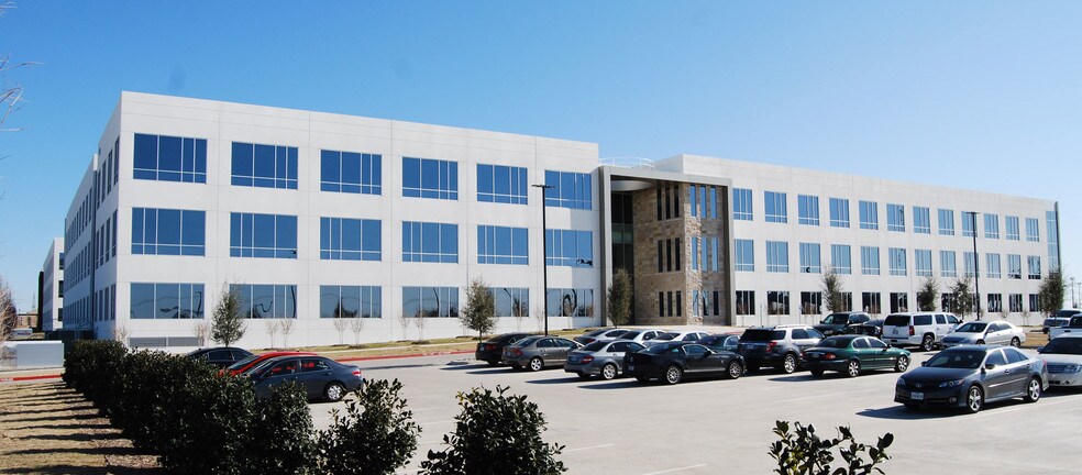 More Photos Of 8840 Cypress Waters Blvd, Coppell Office Residential For Lease