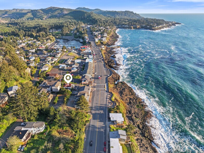 More Photos Of 25 NE Clarke St, Depoe Bay Specialty For Sale