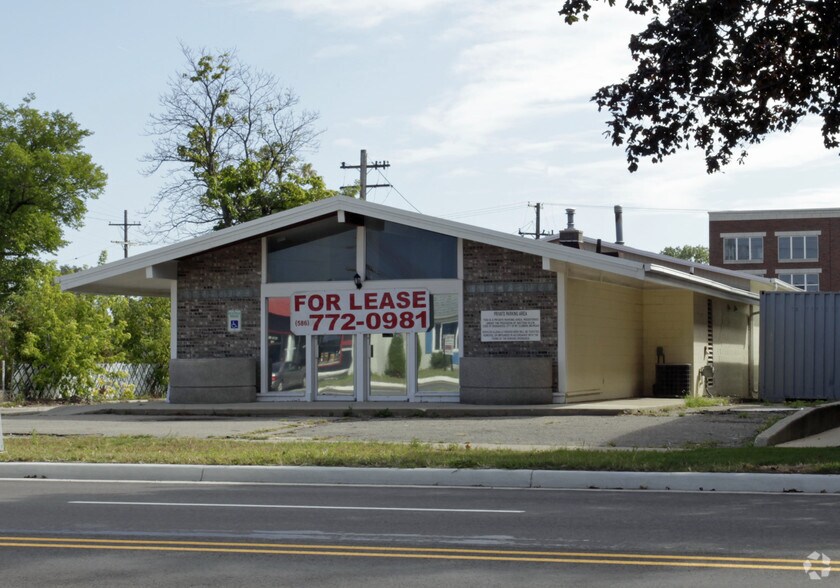 Primary Photo Of 127 S Main St, Mount Clemens Flex For Lease