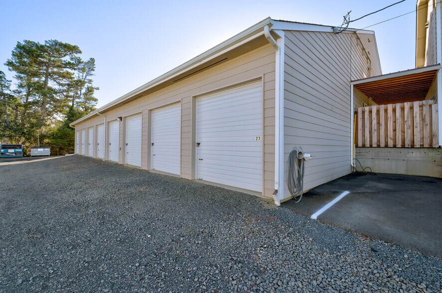More Photos Of 3003 Highway 101 N, Gearhart Self Storage For Sale