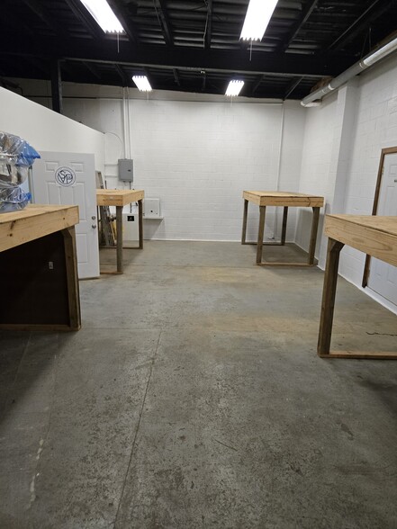 More Photos Of 1315 S Water Ave, Gallatin Freestanding For Lease