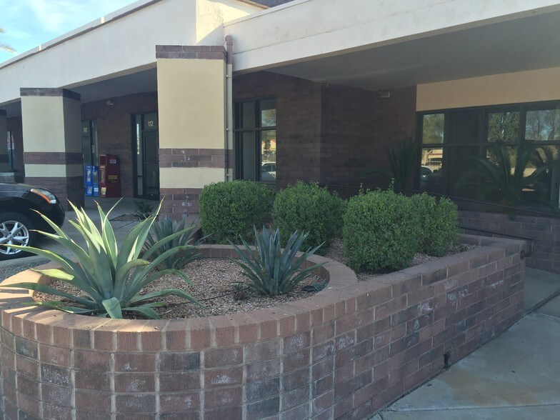 More Photos Of 7303 E Main St, Mesa General Retail For Sale