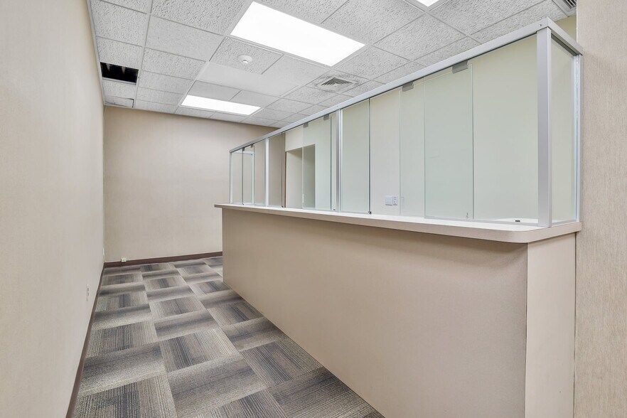 More Photos Of 171 Ramapo Rd, Garnerville Office For Lease