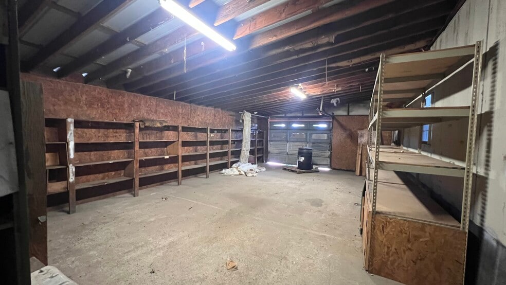 More Photos Of 3419 E Broadway Ave, North Little Rock Service For Lease