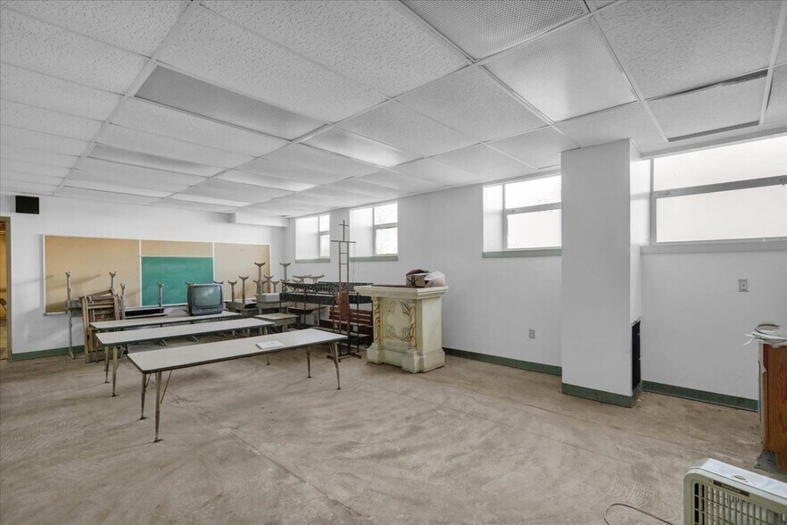 More Photos Of 301 Heffner St, Minersville Specialty For Sale