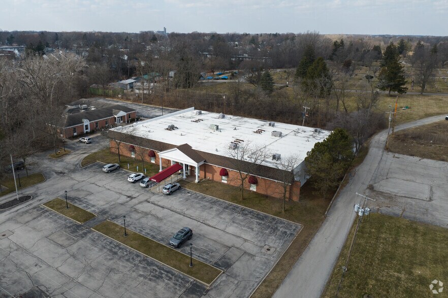 More Photos Of 6444 Monroe St, Sylvania Office For Sale