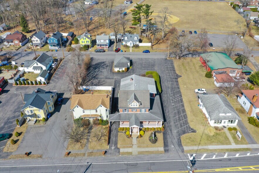 More Photos Of 411 Albany Ave, Kingston Storefront Retail Office For Sale