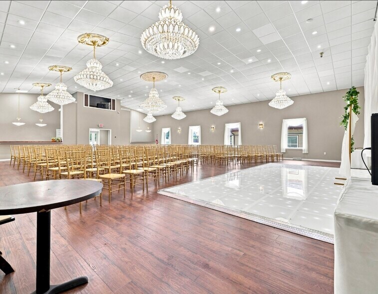 More Photos Of 532 N Kristi Rd, Martinsville Lodge Meeting Hall For Lease