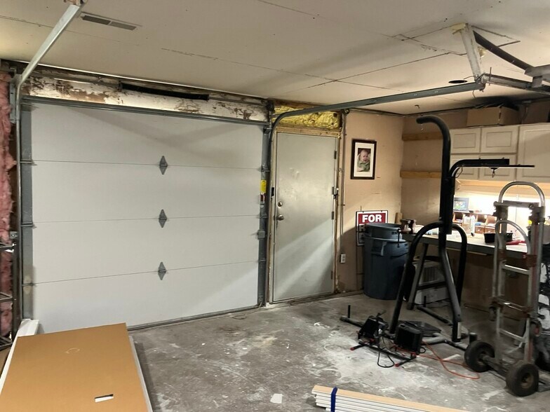 More Photos Of 600 Kentucky St, Quincy General Retail For Sale
