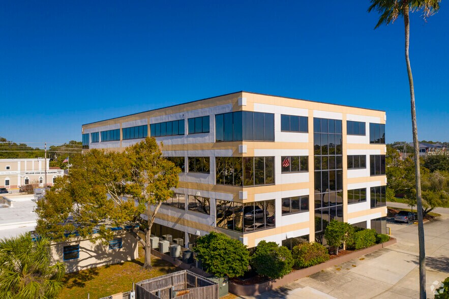 More Photos Of 1345 W Bay Dr, Largo Medical For Lease