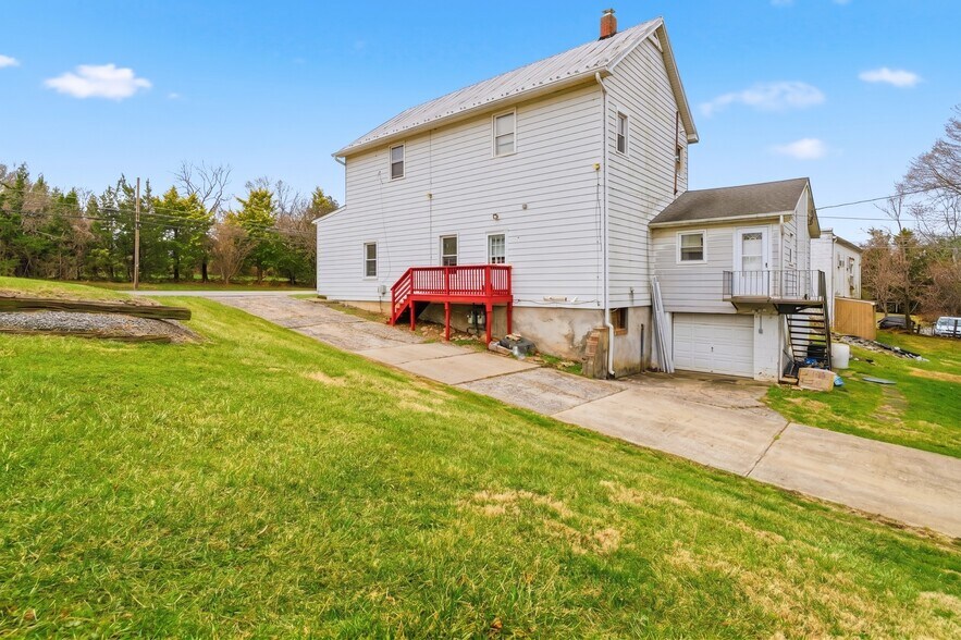 More Photos Of 16708 Frederick Rd, Mount Airy General Retail For Sale