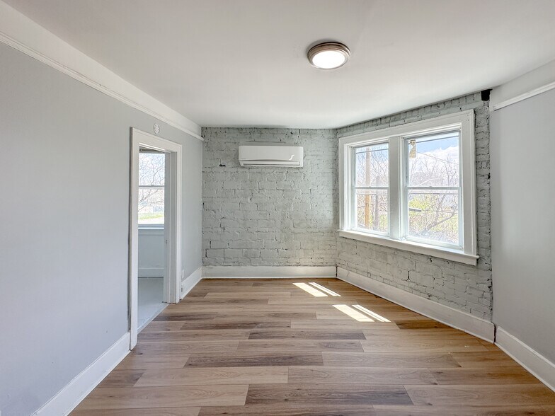 More Photos Of 3737 Scovel Pl, Detroit Apartments For Sale