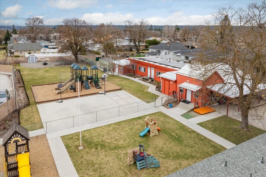 More Photos Of 4125 N Maple St, Spokane Schools For Sale