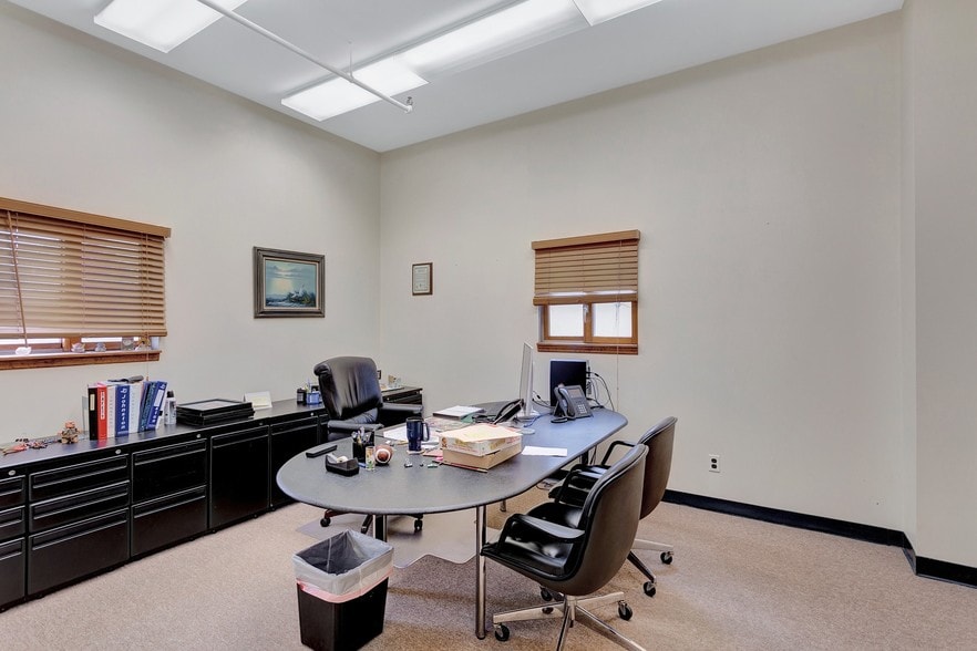 More Photos Of 322 Belleville Tpke, North Arlington Office For Sale