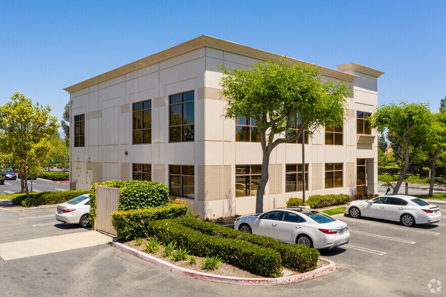 More Photos Of 2 Peters Canyon Rd, Irvine Office For Sale